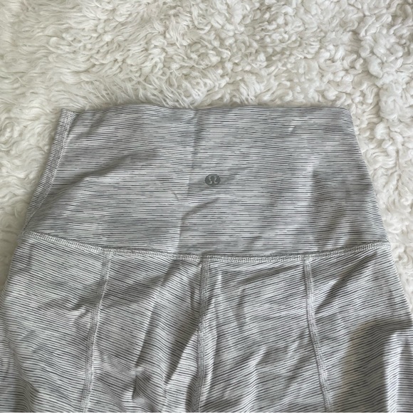 lululemon leggings - Picture 3 of 6